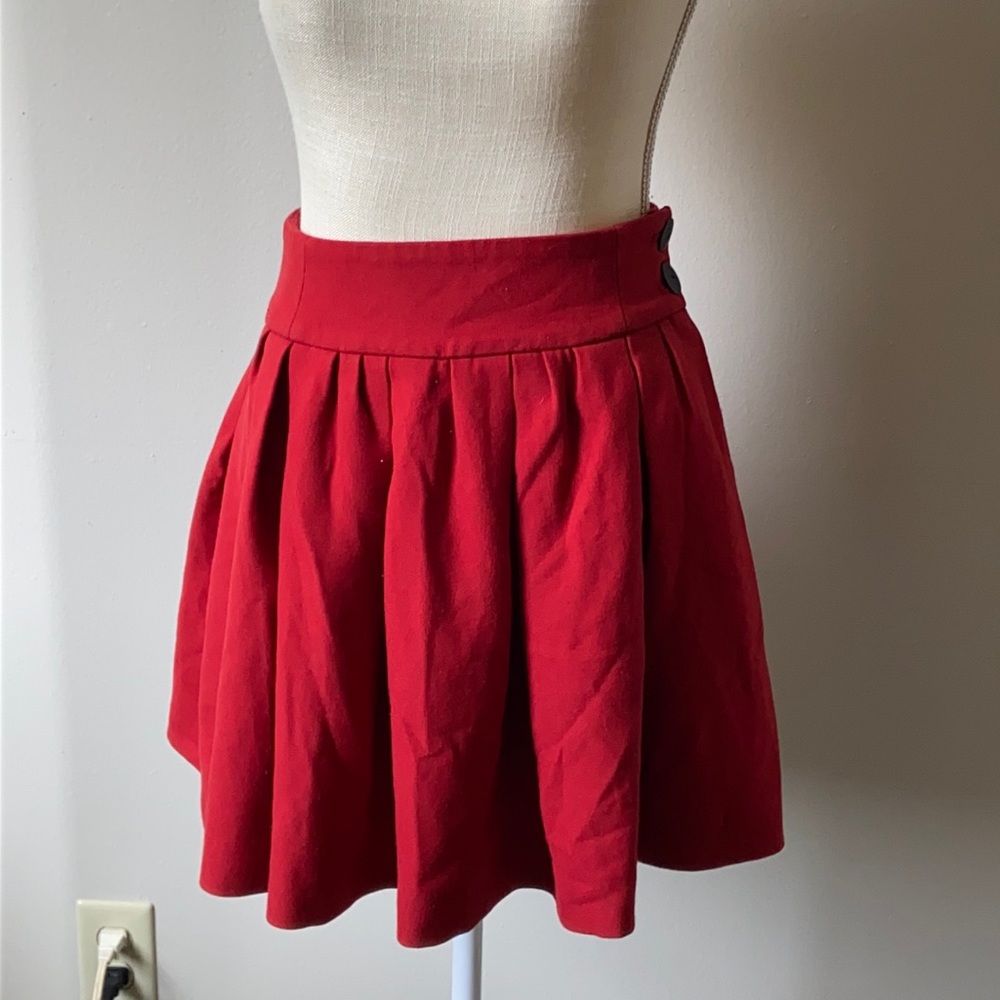 ZARA WOMAN Pleated Red Skirt